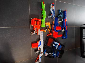 Lot Nerf geweren met vest beschikbaar voor biedingen