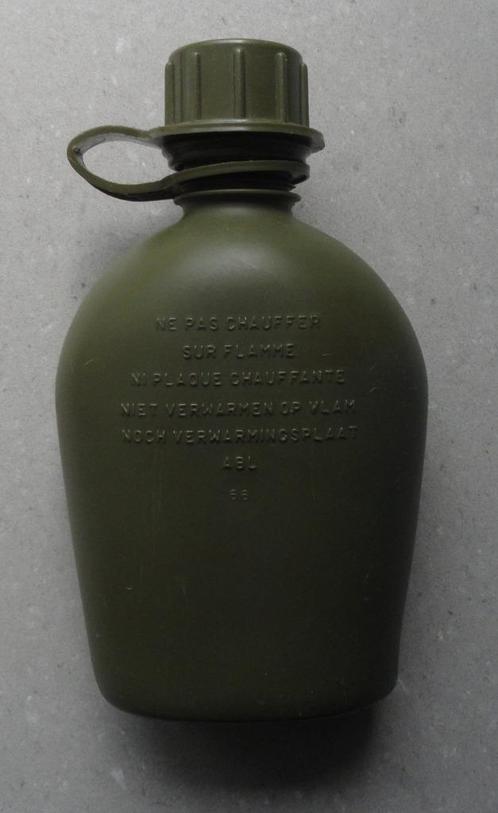 Bouteille d'eau originale de l'armée, Collections, Objets militaires | Général, Armée de terre, Enlèvement