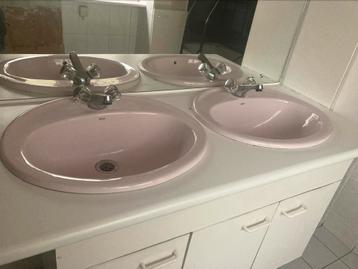 2 vintage inbouwlavabo’s plus handdoekdrge, Huis en Inrichting, Badkamer | Badkamermeubels, Ophalen, (Half)hoge kast, Minder dan 50 cm