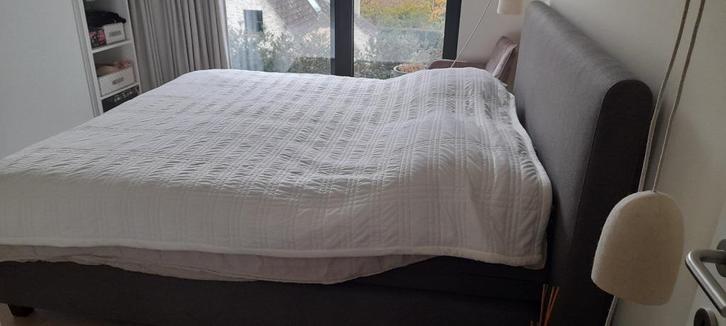 bed 1:80 / 2/10, Huis en Inrichting, Slaapkamer | Bedden, Gebruikt, Tweepersoons, 180 cm, 210 cm, Stof, Groen, Ophalen