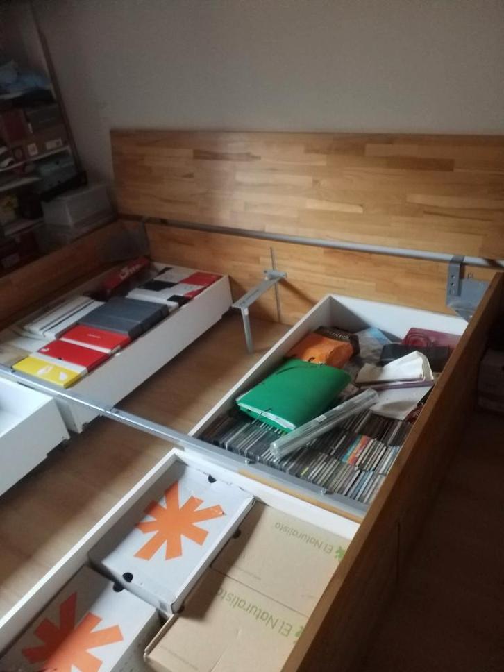 Lit en chêne massif, Maison & Meubles, Chambre à coucher | Lits, Comme neuf, Queen size, 180 cm, 200 cm, Bois, Beige, Enlèvement