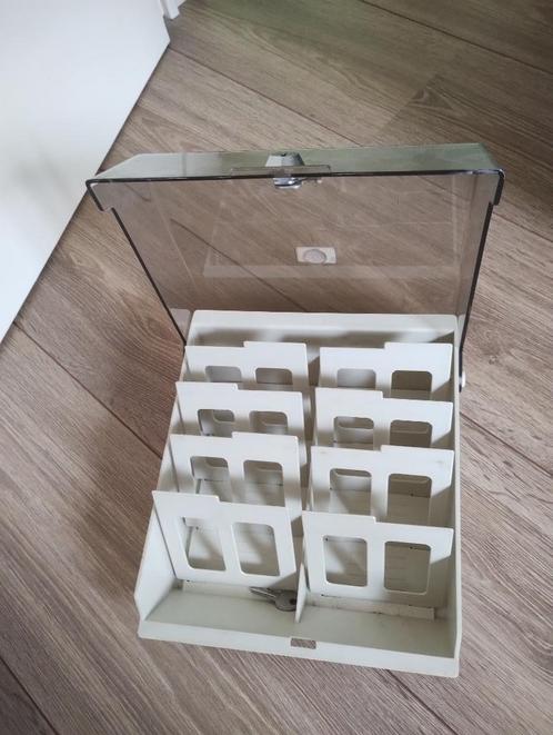 diskettebox, Computers en Software, Beschrijfbare discs, Ophalen