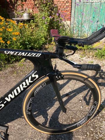 Vélo S-Works SHIV Dura Ace DI2 TT Roval Quick-Step disponible aux enchères