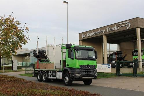 Mercedes AROCS 2636 6x4 - 2015 - 177.550 km - HIAB 144 E-3, Auto's, Vrachtwagens, Bedrijf, Te koop, Achteruitrijcamera, Radio