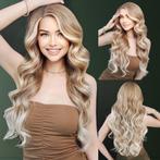 Swiss lace front pruik roomblond lang krullend haar Yente, Verzenden, Nieuw, Pruik of Haarverlenging