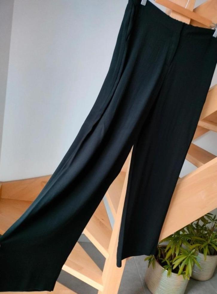 Nieuwe broek Esprit, wijde pijpen. Maat: 40. Valt soepel., Kleding | Dames, Broeken en Pantalons, Nieuw, Maat 38/40 (M), Zwart