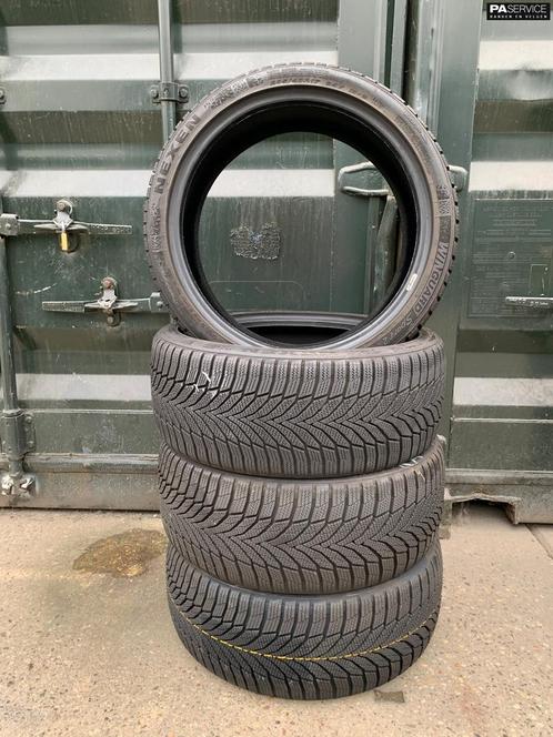 4x Nexen 205 40 17 Winterbanden met 7.4 en 6.4 mm, Auto-onderdelen, Banden en Velgen, Banden en Velgen, Winterbanden, 17 inch