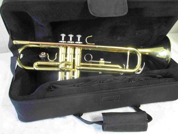 Trompet Stagg, Muziek en Instrumenten, Blaasinstrumenten | Trompetten, Nieuw, Trompet in si bemol, Met koffer, Ophalen