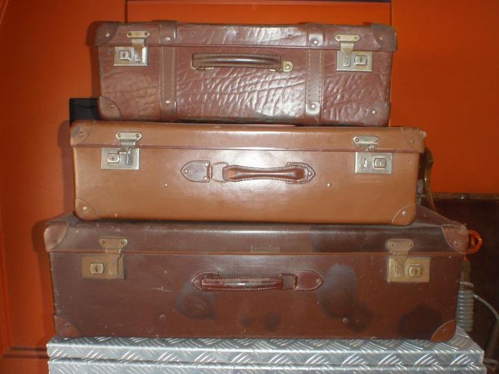 3 KOFFERS 73.50CMX44CM=30EUR0;59CMX35CM=25EURO,54CMX35CM=20, Tuin en Terras, Tuinwanddecoratie, Gebruikt, Ophalen