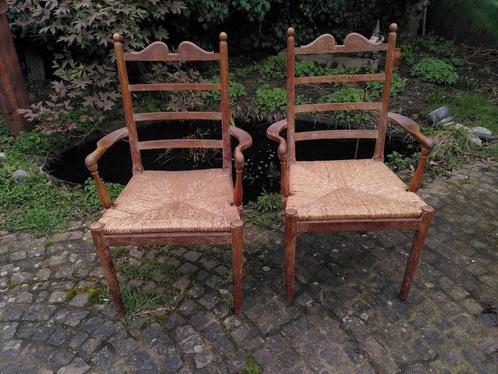 Te koop een set van 2 stoelen van hout en stro, Huis en Inrichting, Stoelen, Gebruikt, Twee, Hout, Bruin, Ophalen