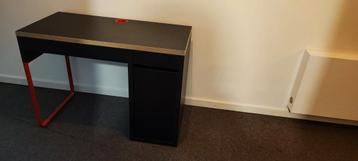 Ikea bureau voor kids beschikbaar voor biedingen