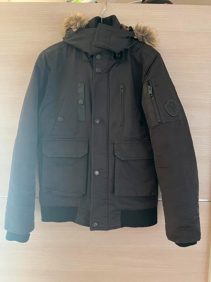 Jongens winterjas Diesel maat 12 jaar, Kinderen en Baby's, Kinderkleding | Maat 152, Ophalen of Verzenden