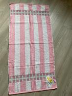 Handdoek witte Lietaer, Huis en Inrichting, Ophalen of Verzenden, Nieuw, Roze, Handdoek