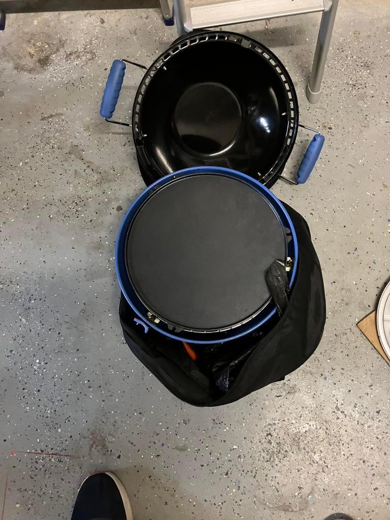 Partygrill, Caravanes & Camping, Accessoires de camping, Enlèvement, Comme neuf