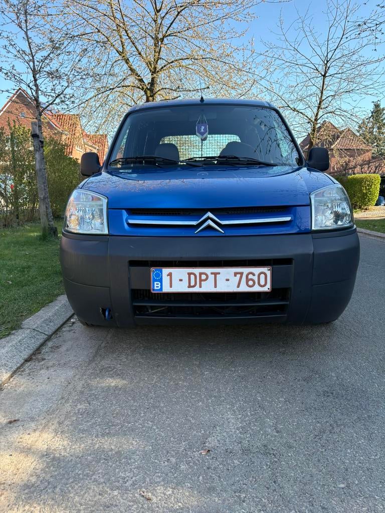 Citroën Berlingo 1.6 hdi 82 000 km, Autos, Camionnettes & Utilitaires, Particulier, ABS, Citroën, Diesel, Euro 4, 4 portes, Boîte manuelle