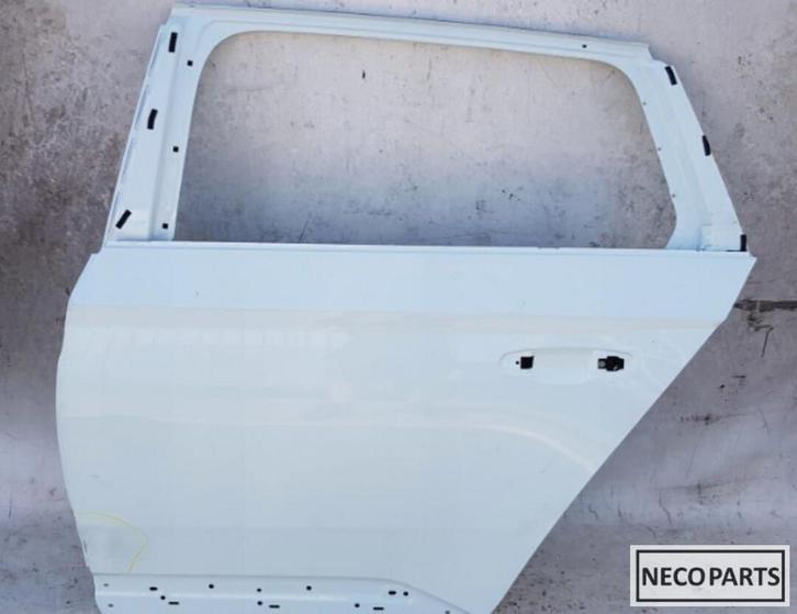 SKODA SUPER  B III DEUR POTİER DEUREN PORTIEREN, Autos : Pièces & Accessoires, Carrosserie & Tôlerie, Haillon arrière, Skoda, Arrière