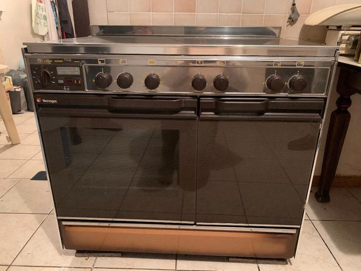 Tecnogas kookfornuis, Elektronische apparatuur, Fornuizen, Gebruikt, Vrijstaand, Gas, 5 kookzones of meer, Minder dan 85 cm, 60 cm of meer