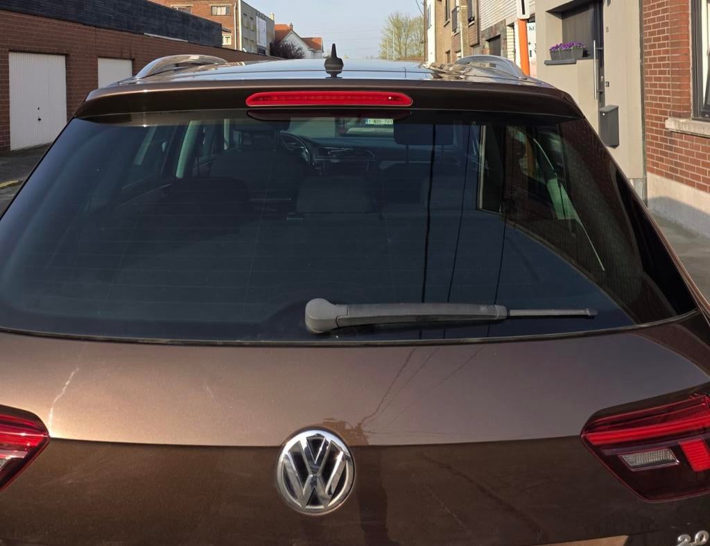 Volkswagen Tiguan Allspace, Auto's, Stof, Euro 6, Bruin, Particulier