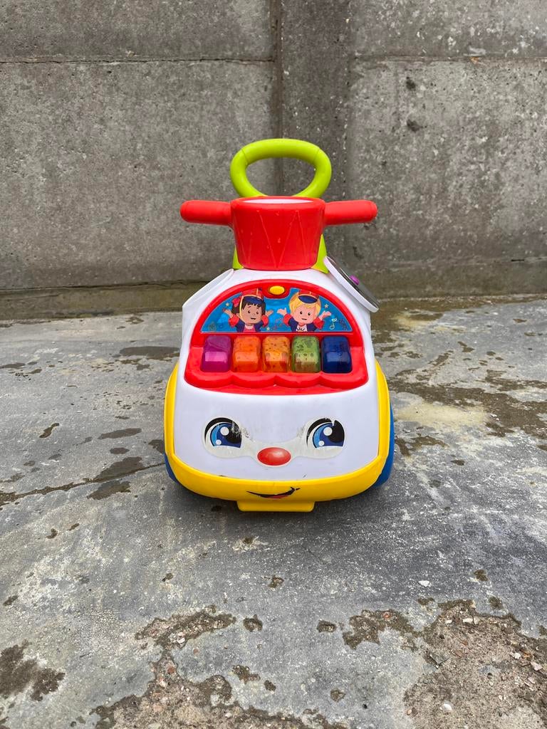 Fisher Price loopauto muziek-goede staat (1 knop defeckt, Ophalen, Gebruikt, 6 maanden tot 2 jaar