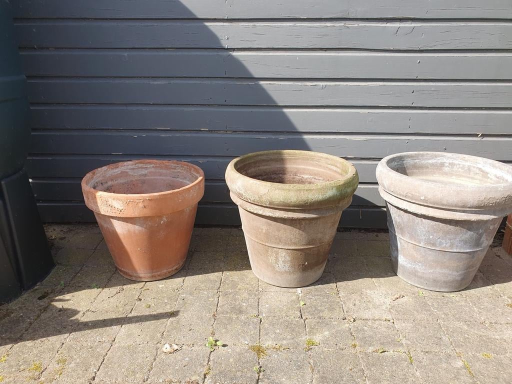 Stenen bloempotten voor buiten, Enlèvement