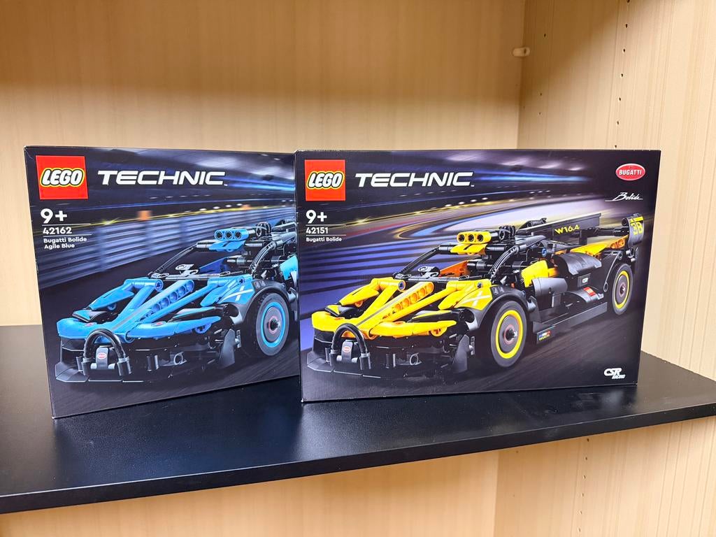 Lego bugatti in 2 kleuren (42151 en 42162), Kinderen en Baby's, Speelgoed | Duplo en Lego, Compleet, Lego, Nieuw, Ophalen of Verzenden