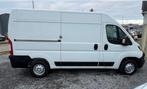Peugeot Boxer 2.2 BlueHDi S&S 121KW/165PK Premium 335 L2 H2, Auto's, Bestelwagens en Lichte vracht, Voorwielaandrijving, Stof