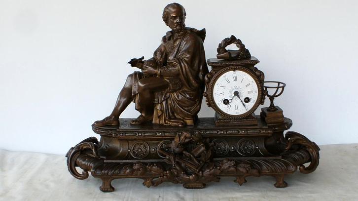 Zeer mooie klok met beeld man., Antiquités & Art, Antiquités | Horloges, Enlèvement