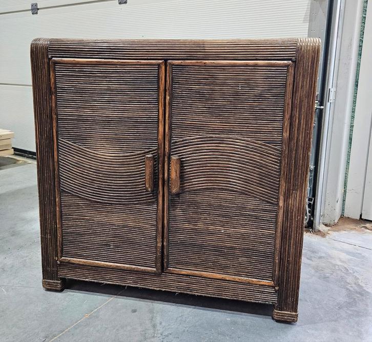 Uniek vintage rotan kastje, Antiquités & Art, Antiquités | Meubles | Armoires, Enlèvement