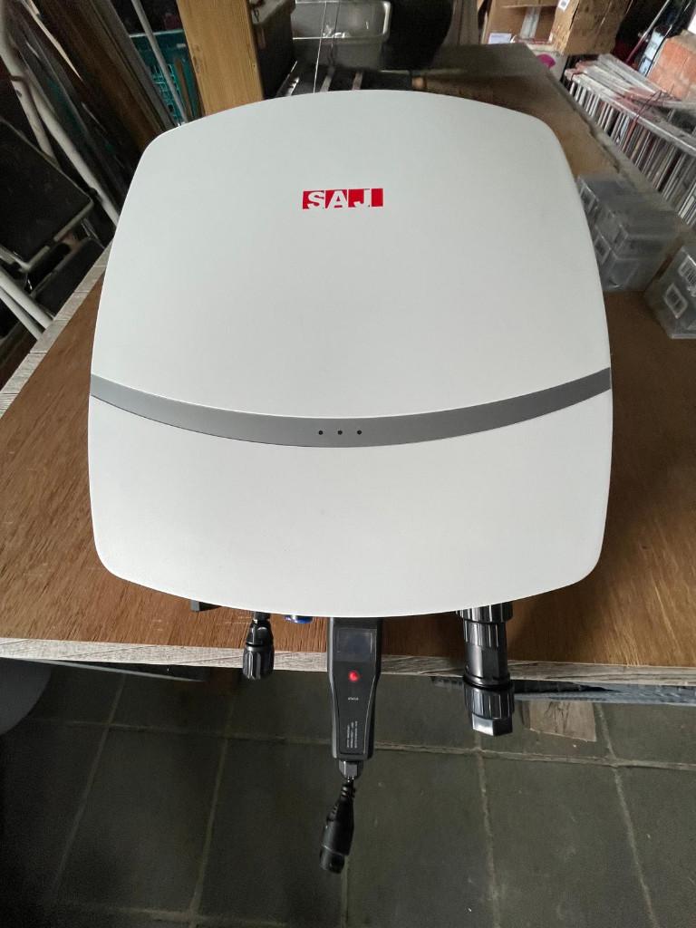 Omvormer SAJ R5-4K-S2-15, Ophalen, Zo goed als nieuw, Compleet systeem