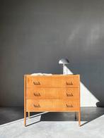 Vintage Mid century houten ladekast, Ophalen, Zo goed als nieuw