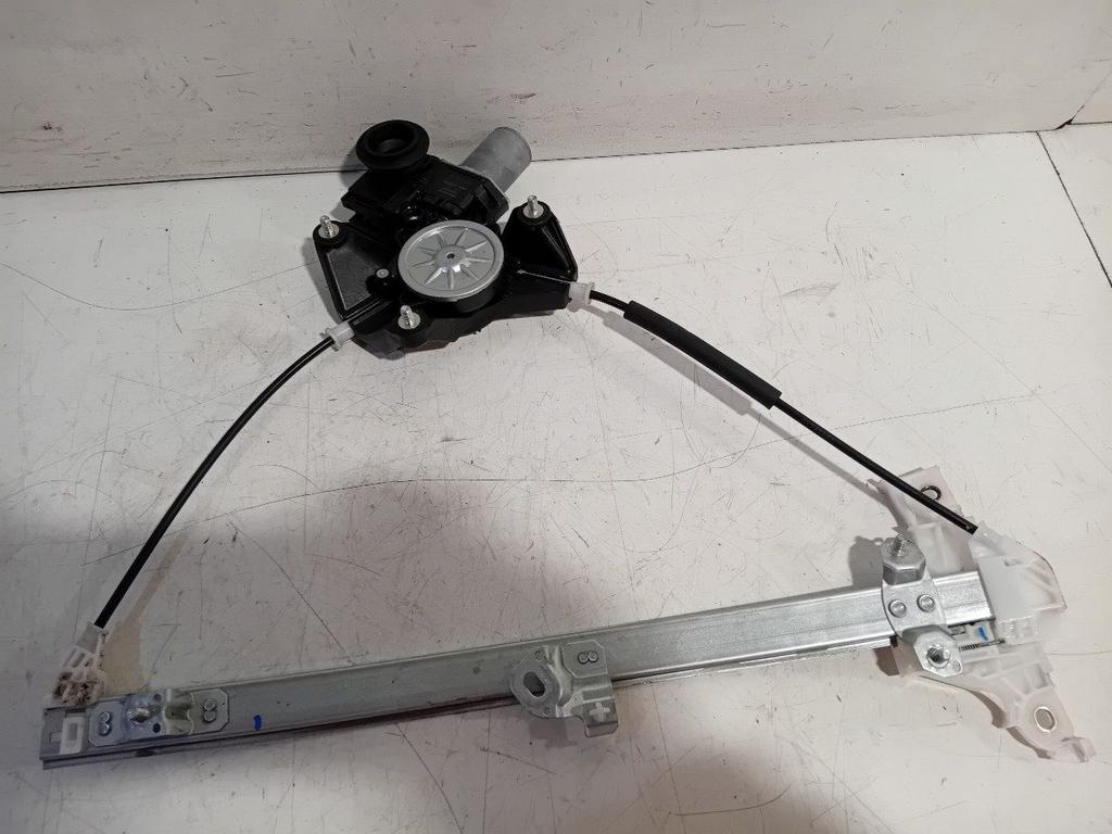 Raammechaniek elektrisch rechts achter Toyota Yaris, Onderdelen@venauto.nl, Van der Ven Autorecycling B.V., Gebruikt, Ettenseweg 76, 4706 PB Roosendaal, The Netherlands