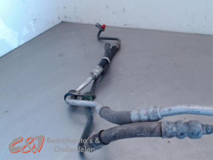 Conduit direction assistée d'un Peugeot Partner, -, 3 mois de garantie, Utilisé, -