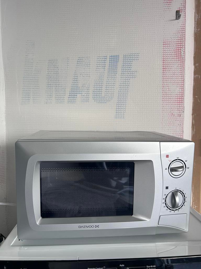 Micro, Elektronische apparatuur, Microgolfovens, Ophalen, Zo goed als nieuw