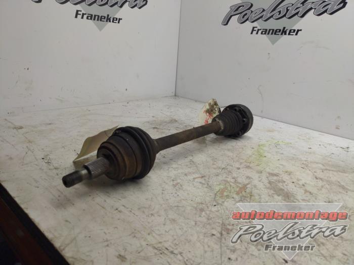 Arbre de transmission avant gauche d'un Volkswagen Golf, Autos : Pièces & Accessoires, Volkswagen, -, 3 mois de garantie, Utilisé