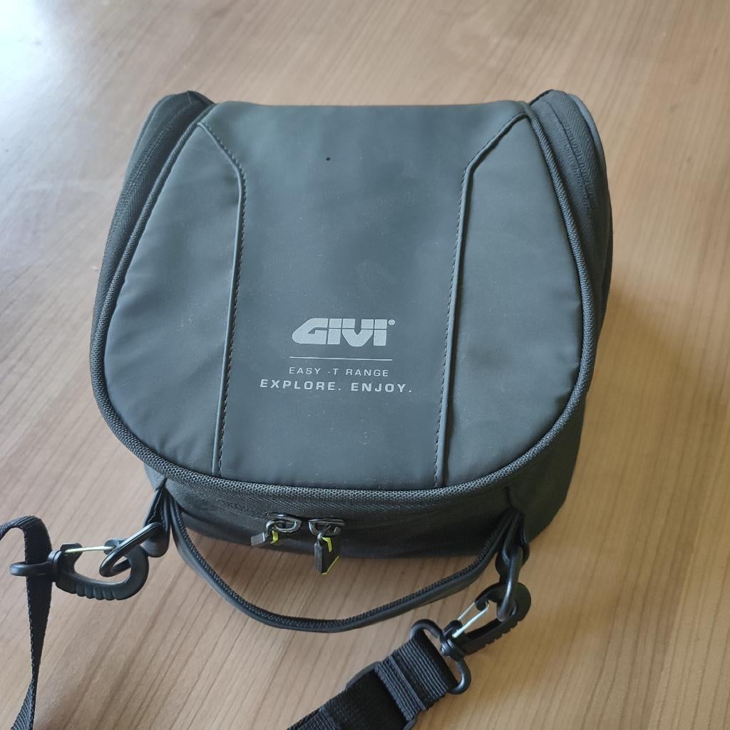 GIVI  Tanklock zadeltas, Ophalen of Verzenden, Zo goed als nieuw