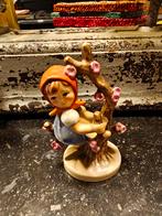 Hummel meisje appelboom, Ophalen