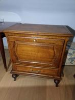 Kast uit eik., Huis en Inrichting, Kasten | Ladekasten, Ophalen