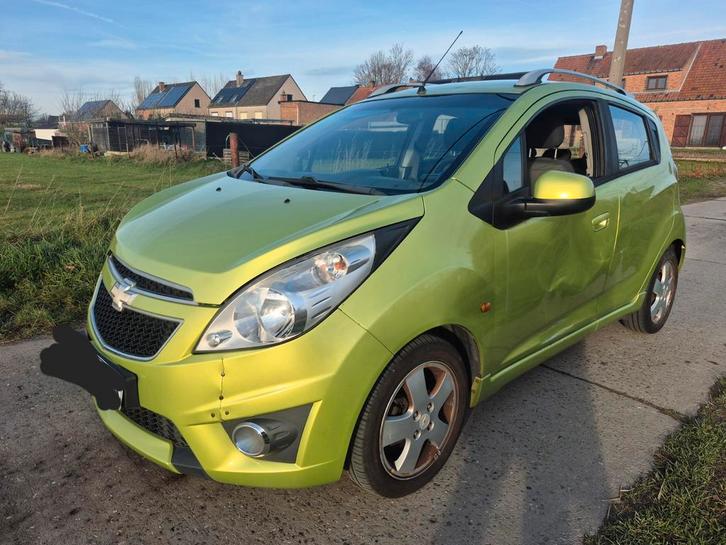Chevrolet spark 2010 Gekeurd voor verkoop euro5, Auto's, Chevrolet, Particulier, Spark, Airconditioning, Centrale vergrendeling