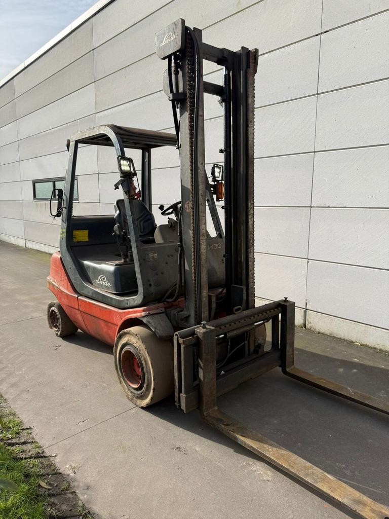 Chariot élévateur Linde H25D, déplacement latéral, 5000 heur, Articles professionnels, Machines & Construction | Chariots élévateurs & Transport interne