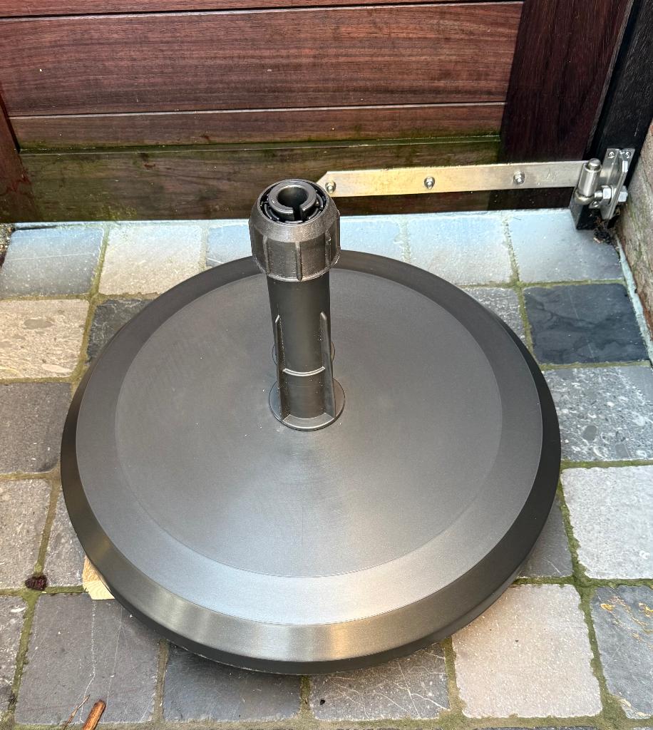 Nieuwe parasolvoet, Tuin en Terras, Ophalen, Nieuw, Parasolvoet