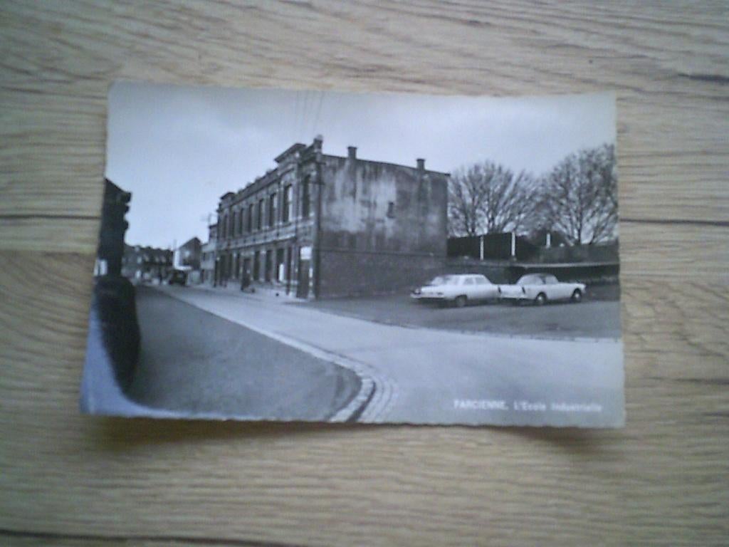 FARCIENNES: L'Ecole Industrielle, Enlèvement ou Envoi, 1920 à 1940, Non affranchie, Hainaut