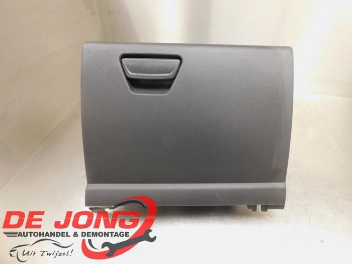 Boîte à gants d'un Ford Kuga, Autos : Pièces & Accessoires, Tableau de bord & Interrupteurs, Ford, Utilisé, 3 mois de garantie