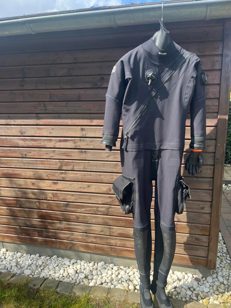 Bare droogpak vrouw maat medium, Enlèvement, Comme neuf, Combinaison de plongée
