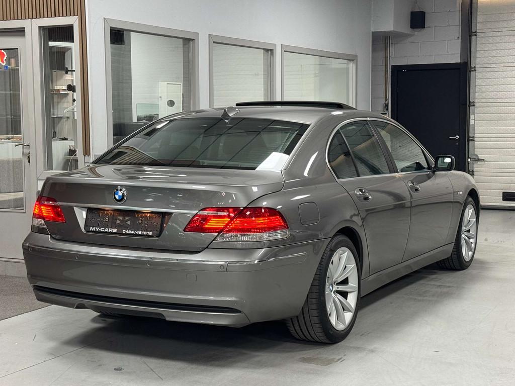 BMW 7 Serie 730 D Exclusive Line Full Options Etat Comme Neu, Auto's, Automaat, 4 deurs, Achterwielaandrijving, Gebruikt