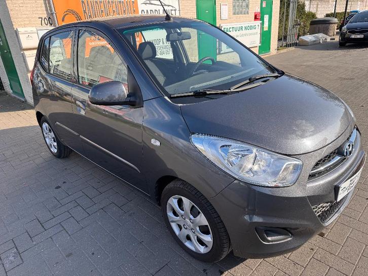 HYUNDAI, Autos, Hyundai, Entreprise, Achat, i10, ABS, Airbags, Air conditionné, Ordinateur de bord, Electronic Stability Program (ESP)