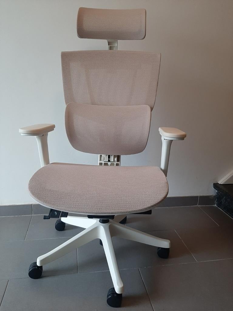 Ergonomische bureaustoel - abrikoos (volledig nieuw), Ophalen, Bureaustoel