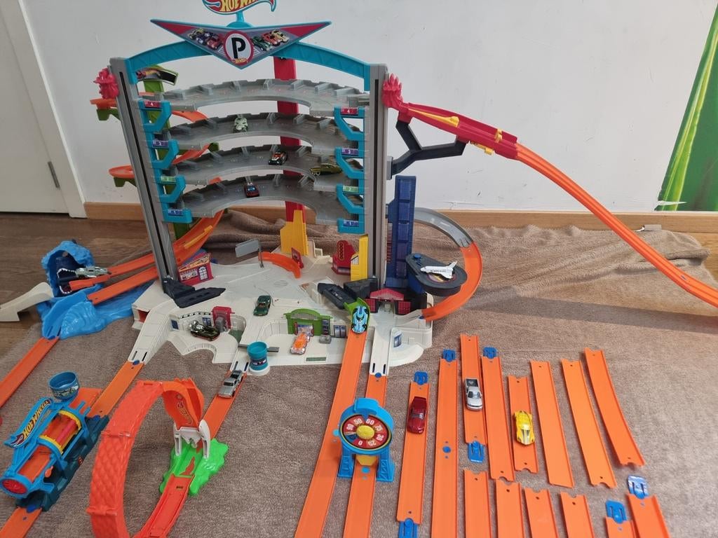 Hot Wheels Ultimate Garage, extra modules, pistes + voitures, Enfants & Bébés, Jouets | Circuits, Hot Wheels