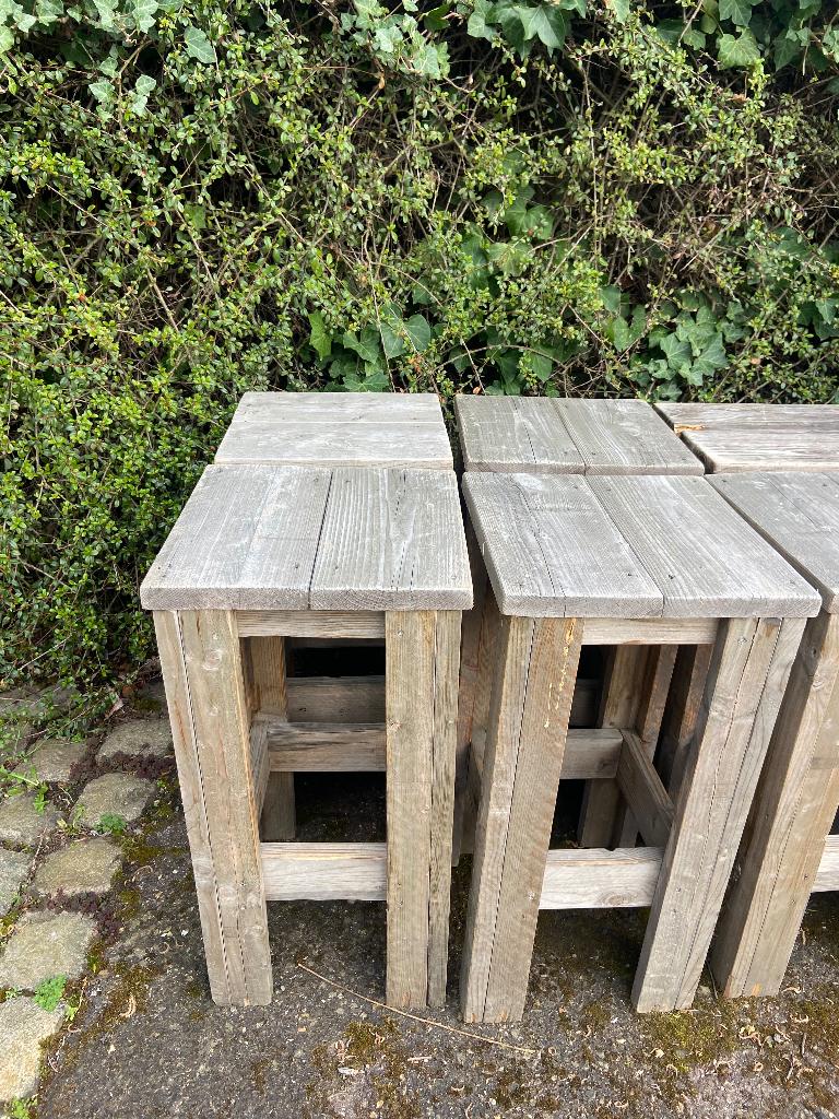 Hoge tafel en krukken van steigerhout, Huis en Inrichting, Tafels | Statafels, Ophalen, Zo goed als nieuw