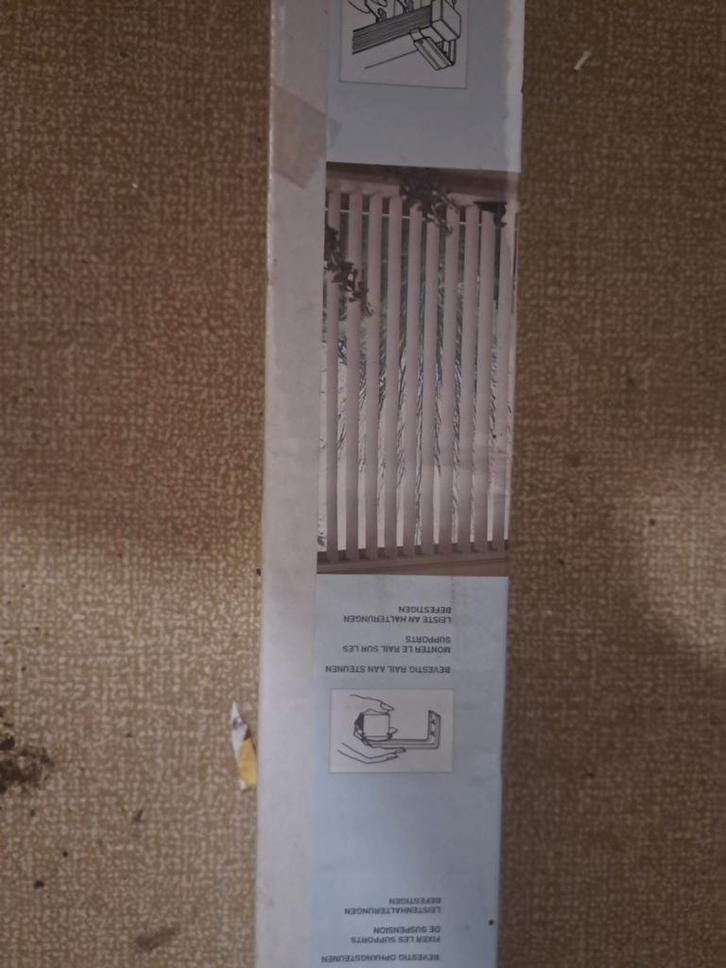 Nieuwe grijs-blauwe lamellen, Huis en Inrichting, Stoffering | Gordijnen en Lamellen, Grijs, Ophalen