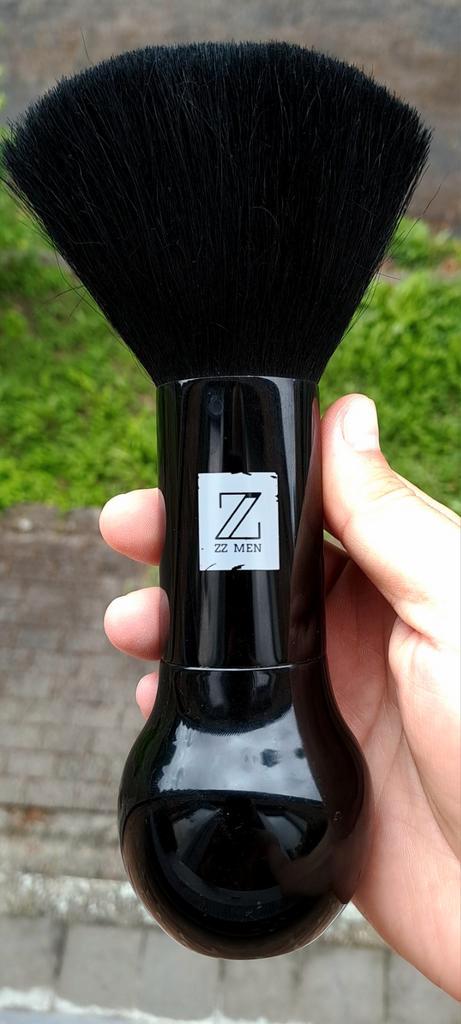 Blaireau de coiffure professionnel neuf a saisir ↙️, Handtassen en Accessoires, Uiterlijk | Gezichtsverzorging, Nieuw, Reiniging